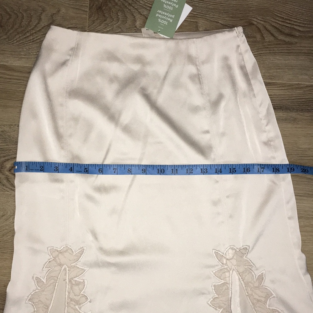 H & M NWT LACE TRIM DOUBLE SLIT SATIN STRETCH PENCIL SKIRT SIZE 4 - Picture 9 of 10